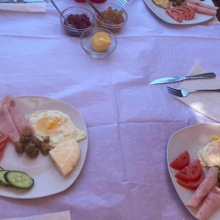 Bar Restorant Kristal Casa de hóspedes *